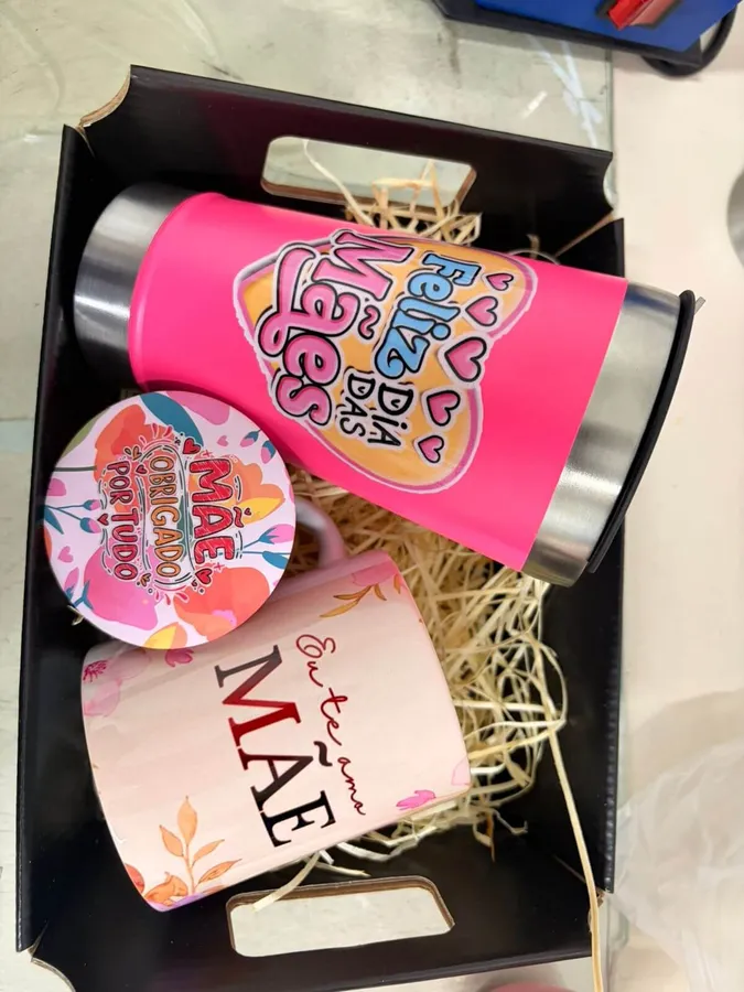 Kit com copo Stanley e caneca